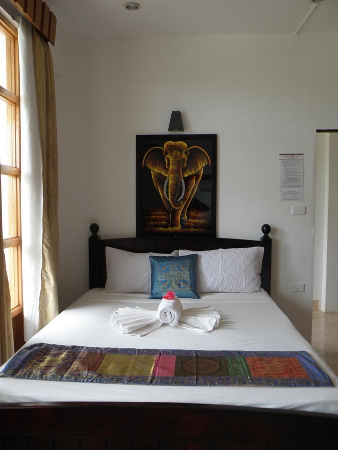 Tagimoucia House Hotel Сува Экстерьер фото
